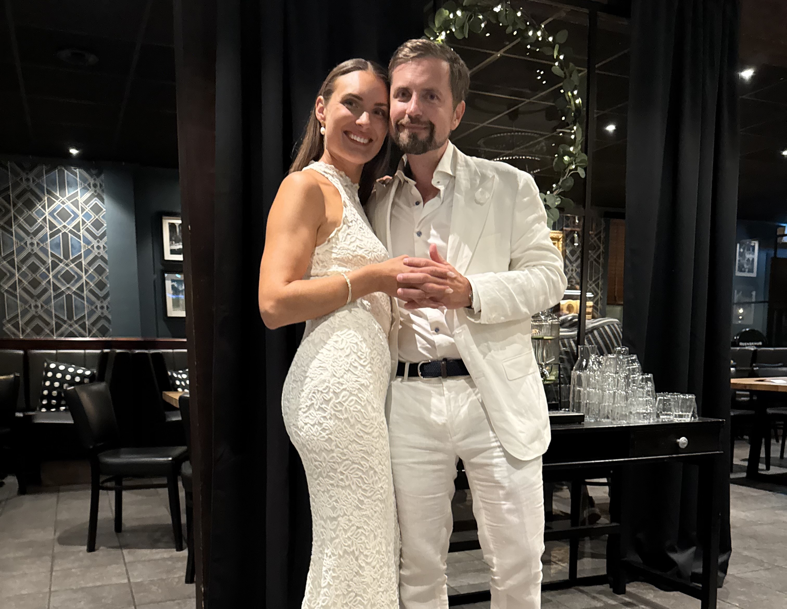 Hula-hula-wedding